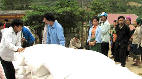 Hỗ trợ 430 tấn gạo cứu đói cho tỉnh Cao Bằng