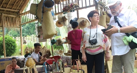 Lan tỏa dấu ấn Việt từ Festival nghề truyền thống