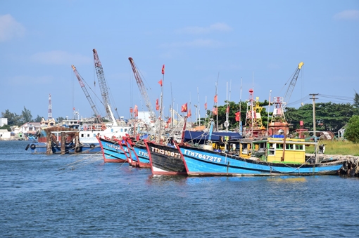 Tăng cường kiểm soát tàu cá xa bờ, chống khai thác hải sản bất hợp pháp