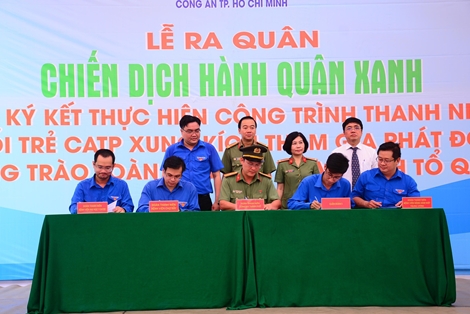 Tuổi trẻ Công an TP Hồ Chí Minh ra quân Chiến dịch tình nguyện Hành quân xanh